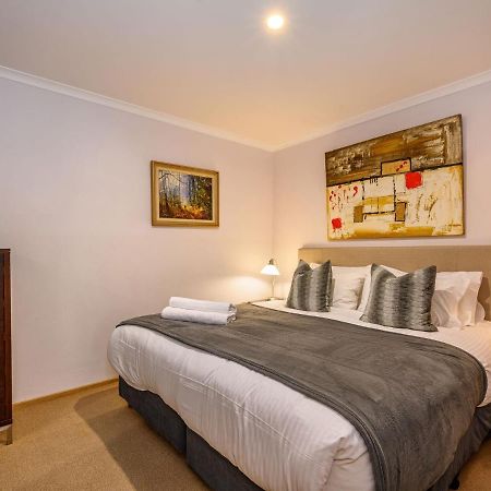 Lhotsky 8 Apartment เทรดโบ ภายนอก รูปภาพ