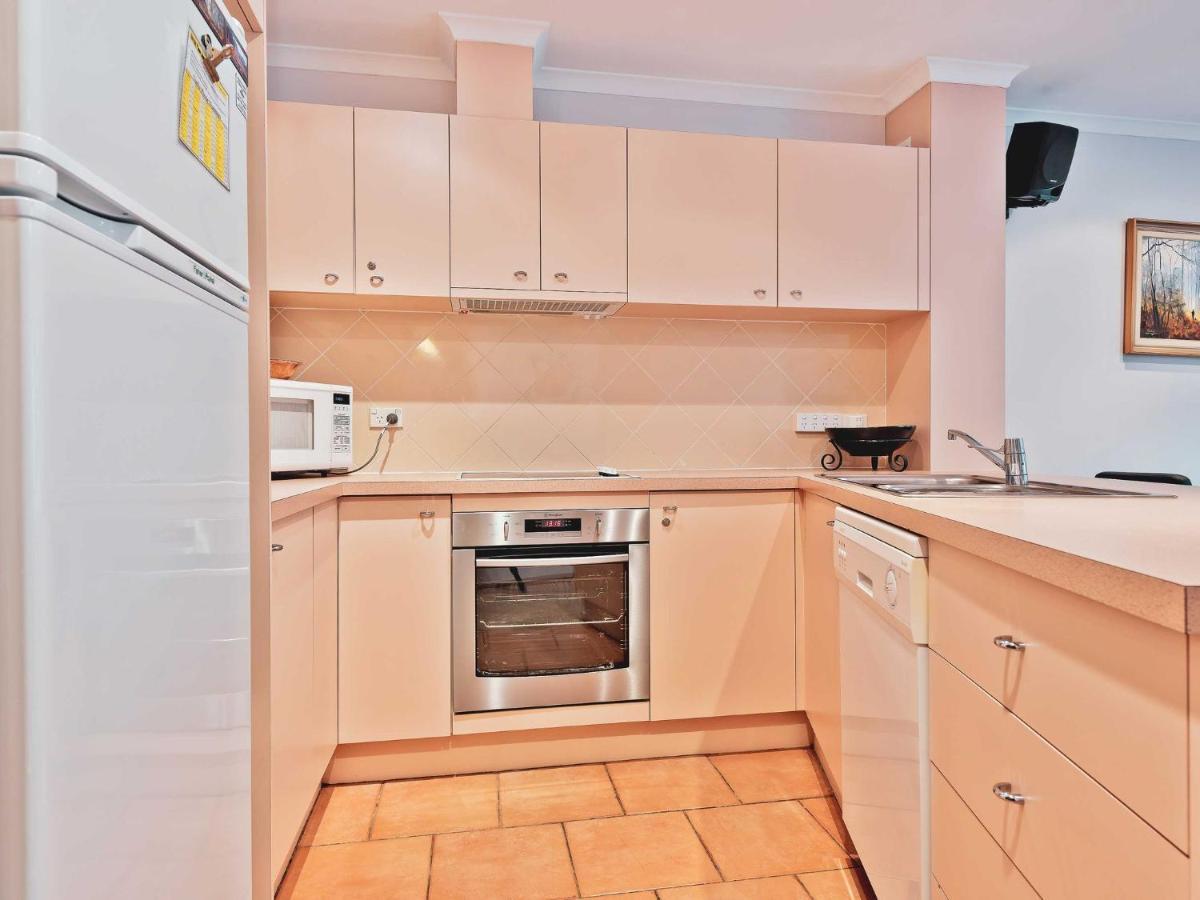Lhotsky 8 Apartment เทรดโบ ภายนอก รูปภาพ